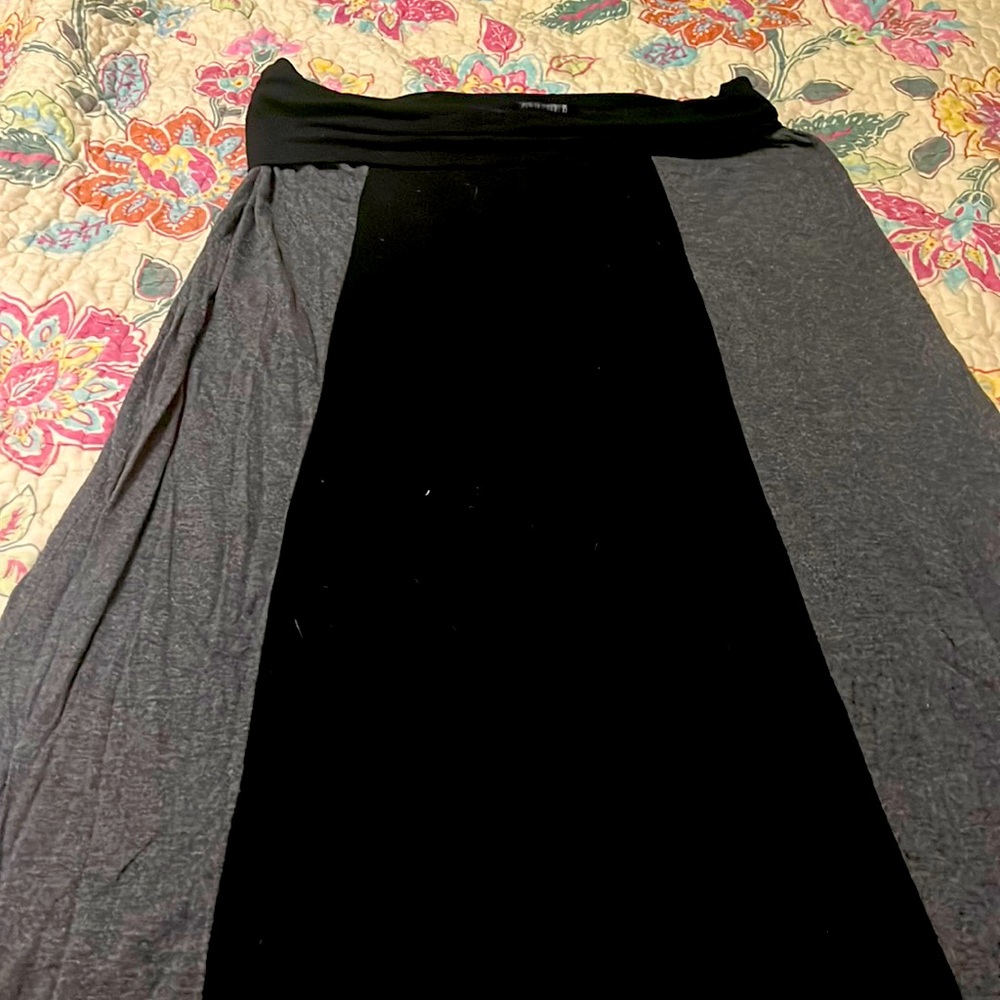 Color block black and grey maxi skirt